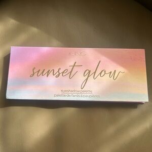 Icing Sunset Glow Eyeshadow Palette with Pink and Gold Tones